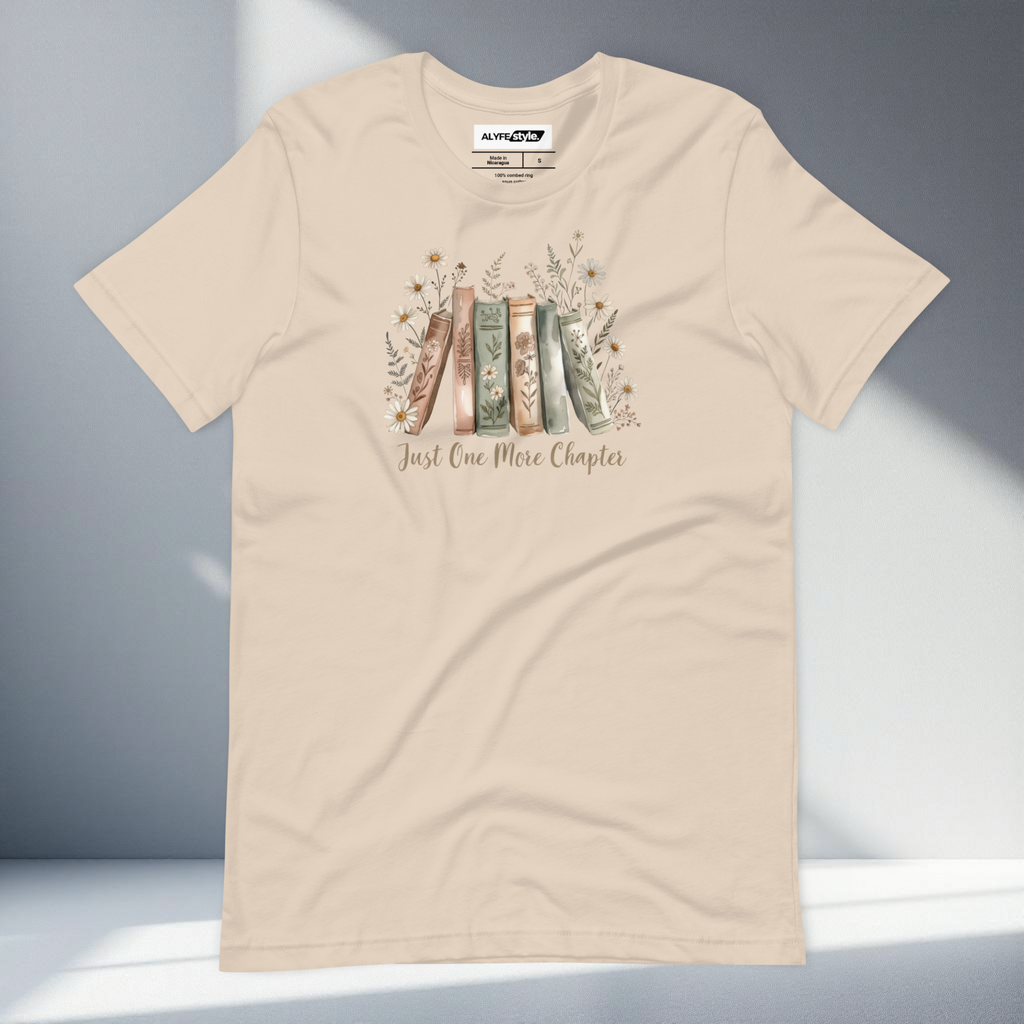 Reader aesthetic t-shirt for book lovers
